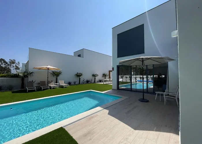 Pampelonne By Interhome * São Martinho do Porto