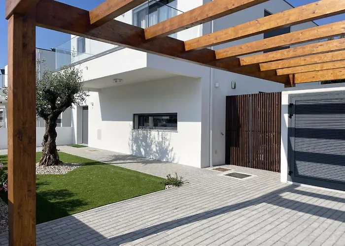 Pampelonne By Interhome Casa de Férias